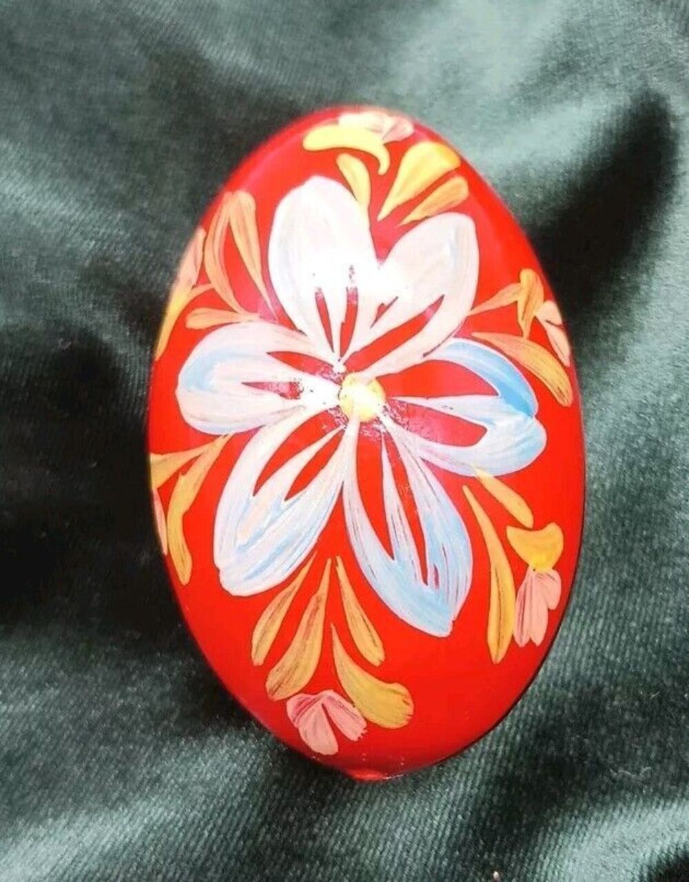 Vintage Hand painted  wooden Polish/European pysanky egg